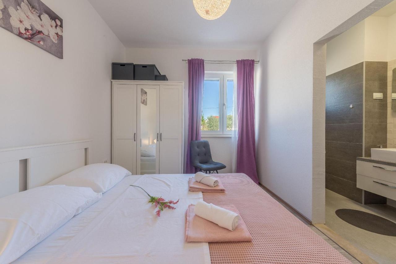 Villa Tara Zadarvillas Tinj Buitenkant foto