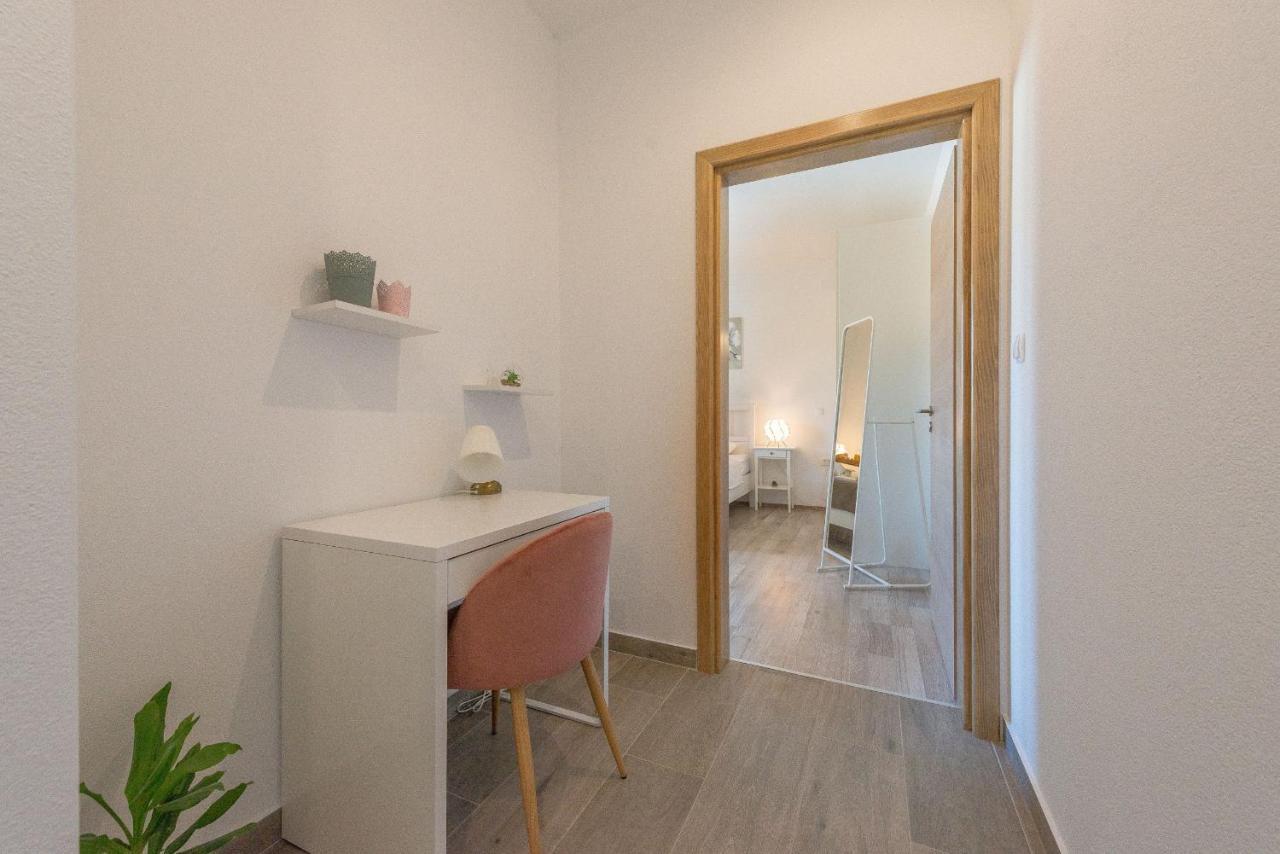 Villa Tara Zadarvillas Tinj Buitenkant foto