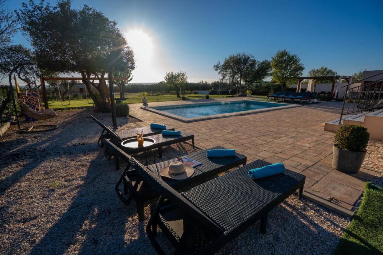 Villa Tara Zadarvillas Tinj Buitenkant foto