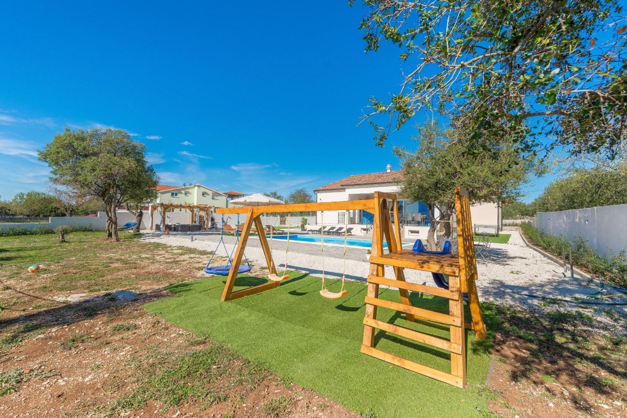 Villa Tara Zadarvillas Tinj Buitenkant foto